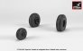1/72 Boeing AH-64 Apache wheels with weighted tires, spoked hubs image 2