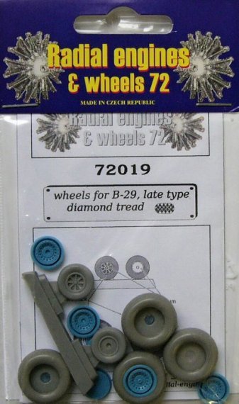 1/72 B-29 wheels set  late  diamond tread (ACAD)