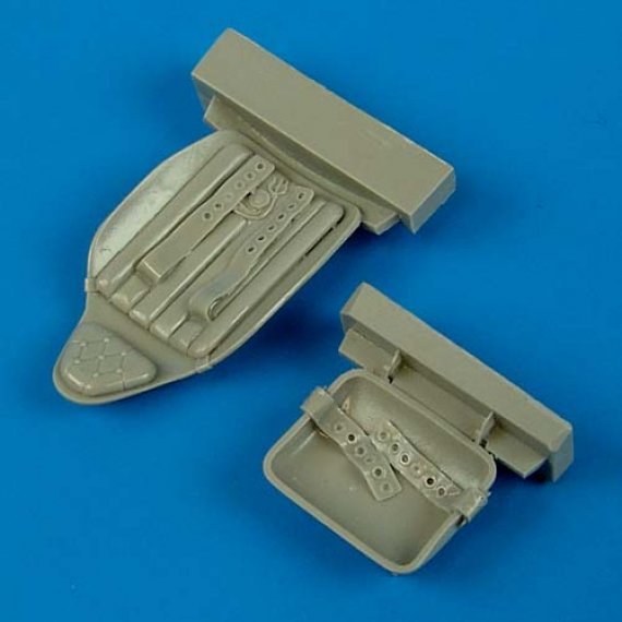 1/32 MiG-3 seat with safety belts (TRUMP)