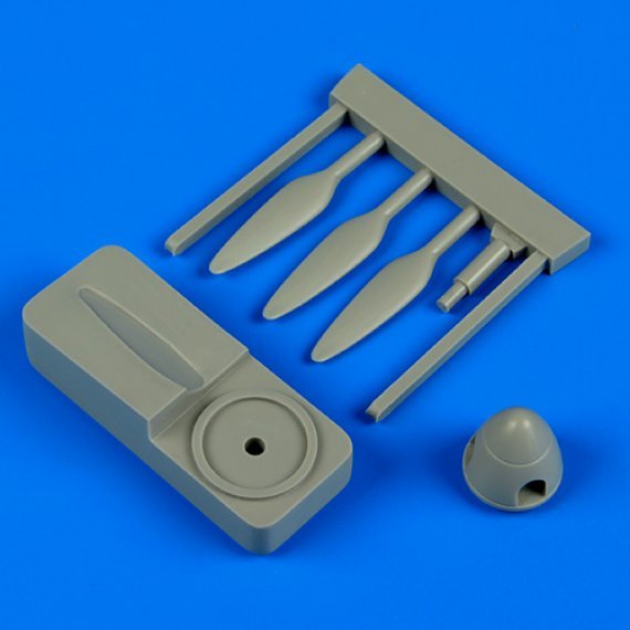 1/72 Ju 87B/R Stuka propeller w/tool (FUJI)