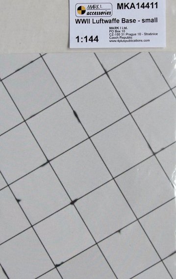 1/144 Luftwaffe WWII Base  small