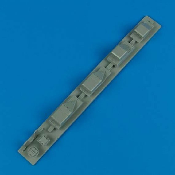 1/32 F-16A/B Netz chaff/flare dispensers and antennas