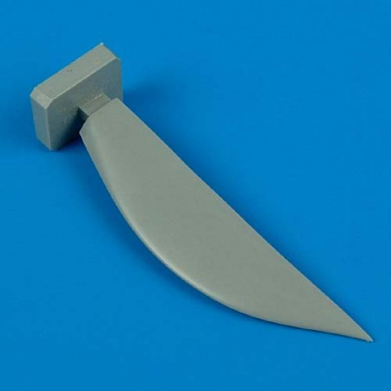 1/48 F-105 Thunderchief correct ventral fin (HOBBY BOSS)