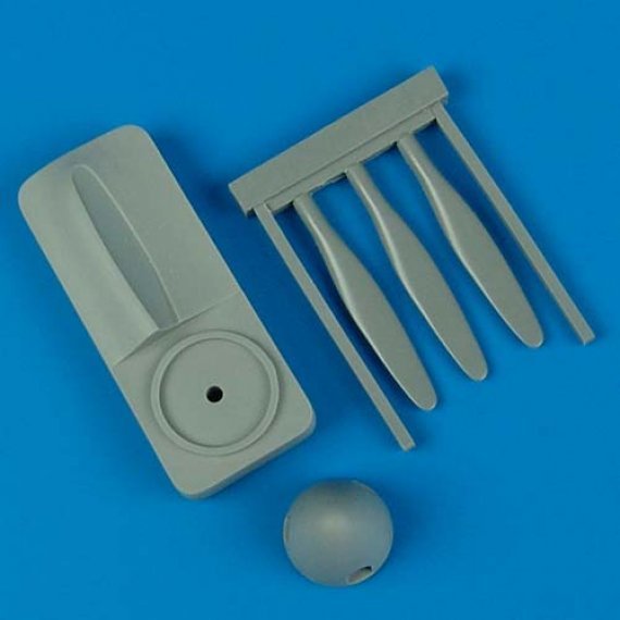 1/48 Spitfire Mk.I/Mk.V de havilland propeller w/tool (TAMIYA)