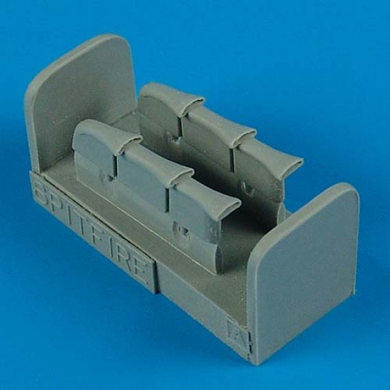 1/48 Spitfire Mk.I/la/lla exhaust-fishtail (AIRF)