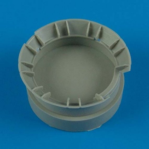 1/72 F4U-1 Corsair engine cowling flaps (TAMIYA)