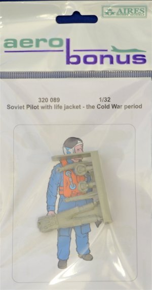 1/32 Soviet Pilot w/ life jacket