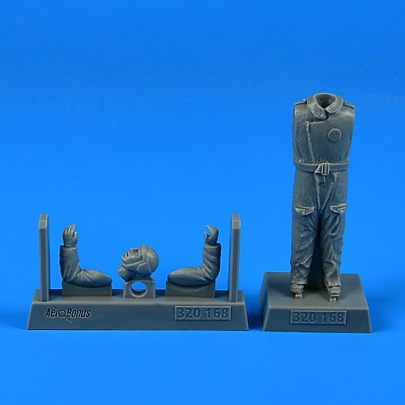 1/32 Italian WWII Fighter Pilot