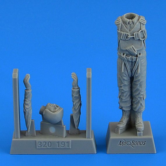 1/32 USAF Pilot Korean War Type 2 1 figure