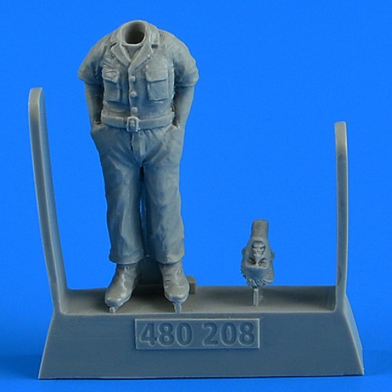 1/48 USAF WWII Aircraft Mechanic