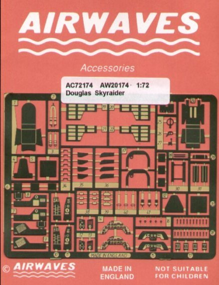 1/72 Douglas Skyraider (Hasegawa)