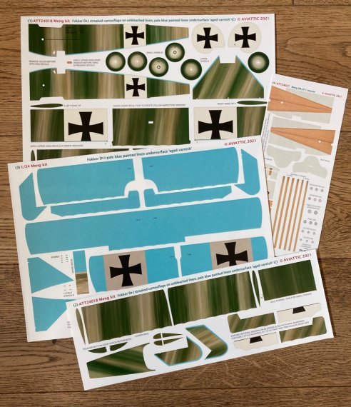 1/24 Fokker DR.I streaked camouflage on unbleached linen