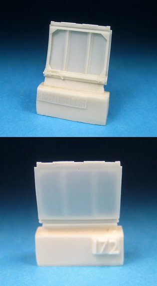 1/32  Supermarine Spitfire Mk.I-Mk.V Cockpit Door  No Crowbar.