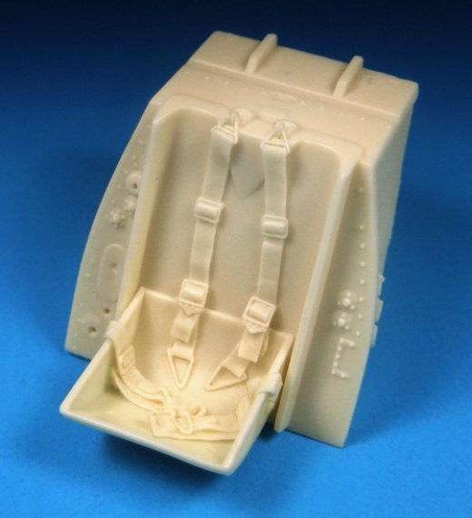 1/32 Messerschmitt Bf 109G-2 Thru G-10 Seat with Belts