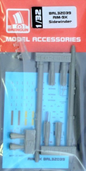 1/32 AIM-9X Sidewinder