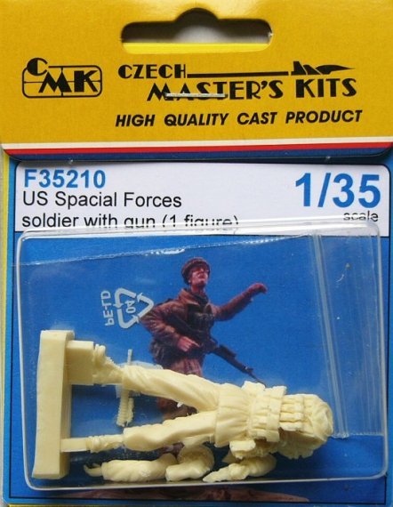1/35 US Special Forces  soldier with gun (1 fig.)
