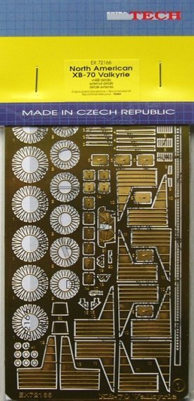 1/72 North American XB-700 External details (ITAL)
