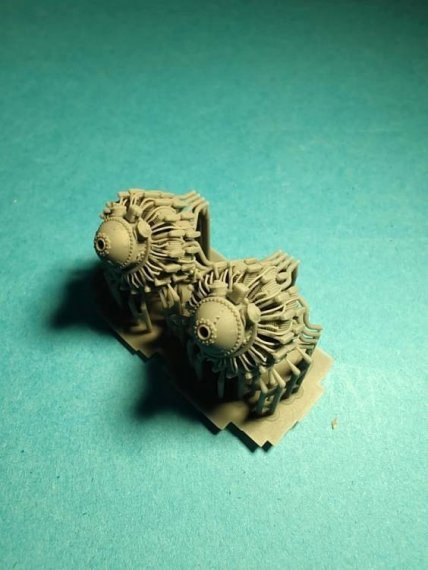 1/72 F7F Tigercat engines