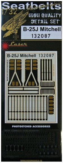 1/32 Seatbelts B-25J Mitchell (white)