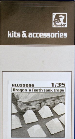 1/35 Dragons Teeth tank traps