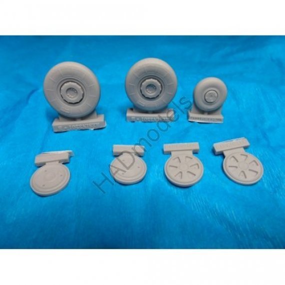 1/32 Mikoyan MiG-21MF/MiG-21BIS/MiG-21UM resin wheels (TRU)