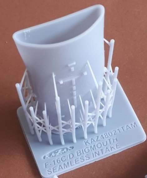 1/48 Lockheed-Martin F-16C Fighting Falcon Seamless Intake