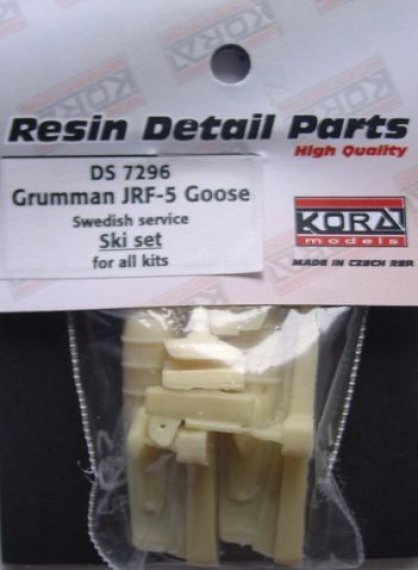 1/72 Grumman JRF-5 Goose Swedish service  Ski set