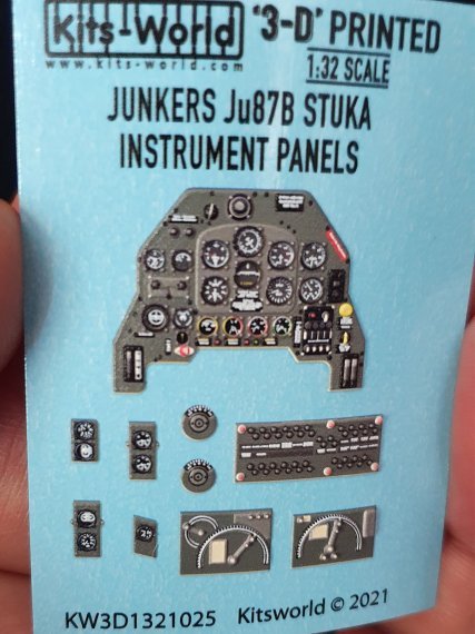 1/32 Junkers Ju-87B Stuka Dive Bomber