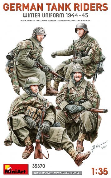 1/35 German Tank Riders, Winter Uniform