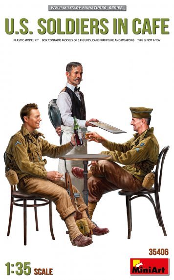 1/35 U.S. Soldiers in Cafe