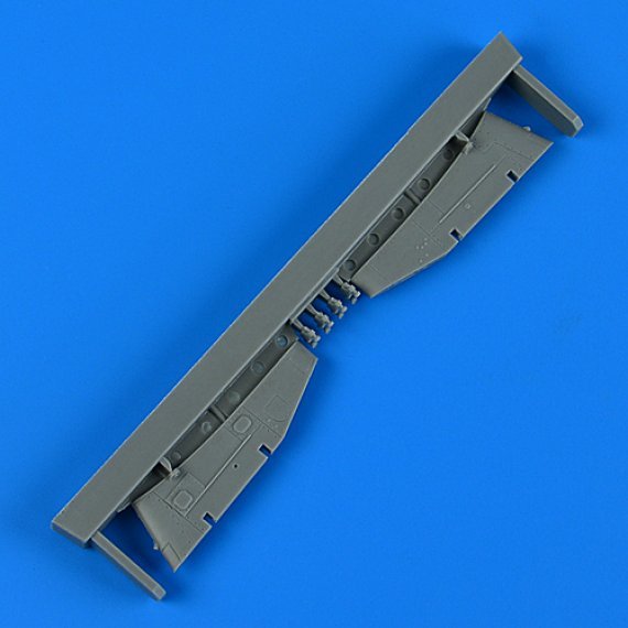 1/32 OV-10D Bronco wing pylons