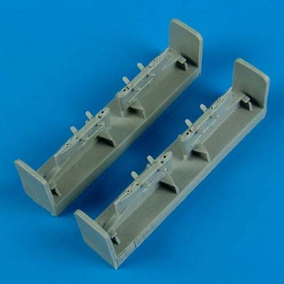 1/48 North-American T-28B/T-28D Trojan pylons (Roden)