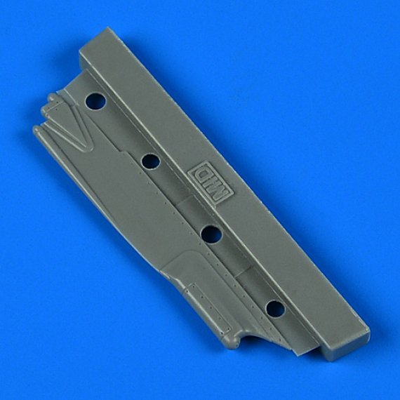 1/48 F-4B Phantom II tail fin cap mid