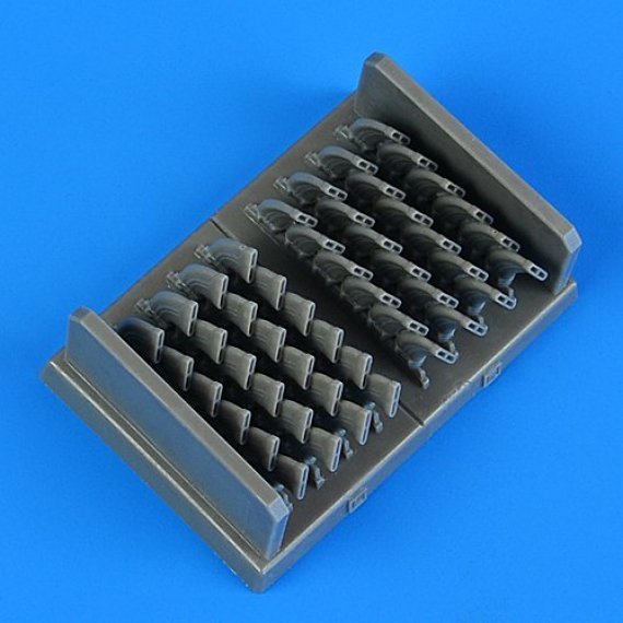 1/48 Lancaster Mk.I exhaust