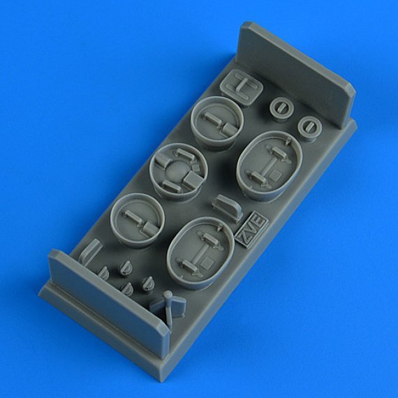 1/48 Mi-24V/VP remove before flight covers