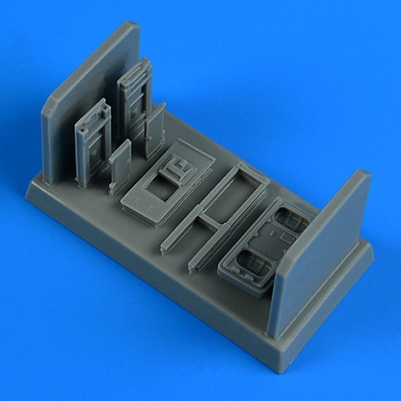 1/48 Su-25 Frogfoot open ladder