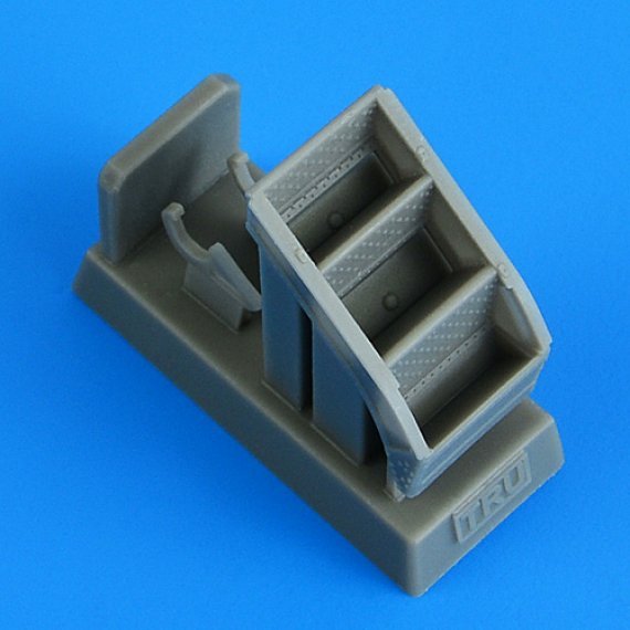 1/48 Mil Mi-8MT/Mi-17 entry stairs