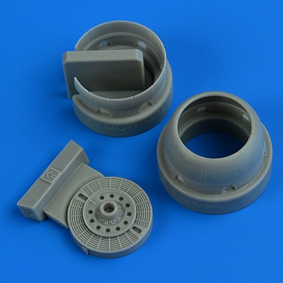 1/72 Fw 190D-11/12/13 cowling & closed cooling flaps