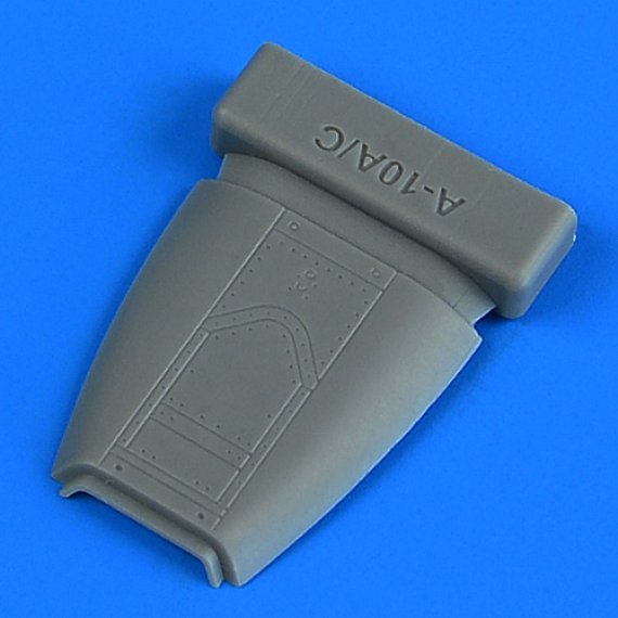 1/72 A-10A/C Thunderbolt II closed fuel access early