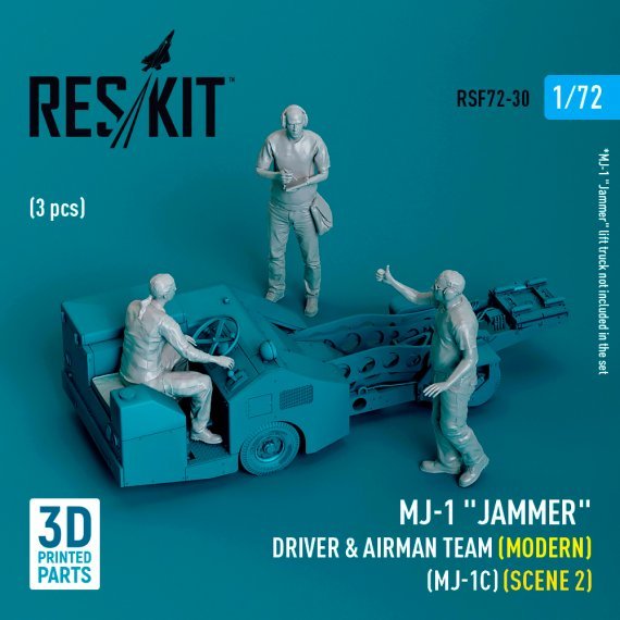 1/72 MJ-1 Jammer Driver & airman team scene 2