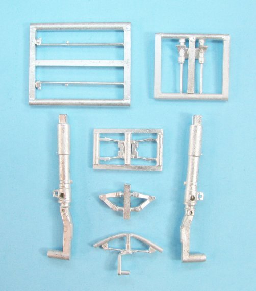 1/32 Republic P-47D/N Landing Gear