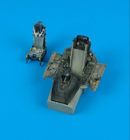 Aires Upgrade set: F-16C/CJ Falcon cockpit set