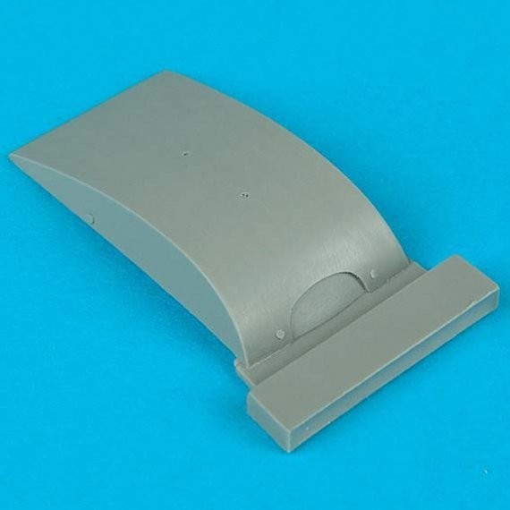 1/48 Spitfire Mk. IX flat tank (HAS)