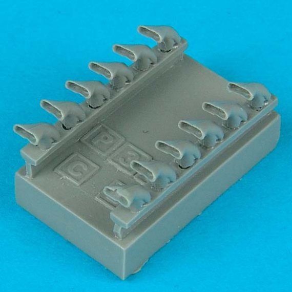 1/48 P-39C/D exhaust (EDU)