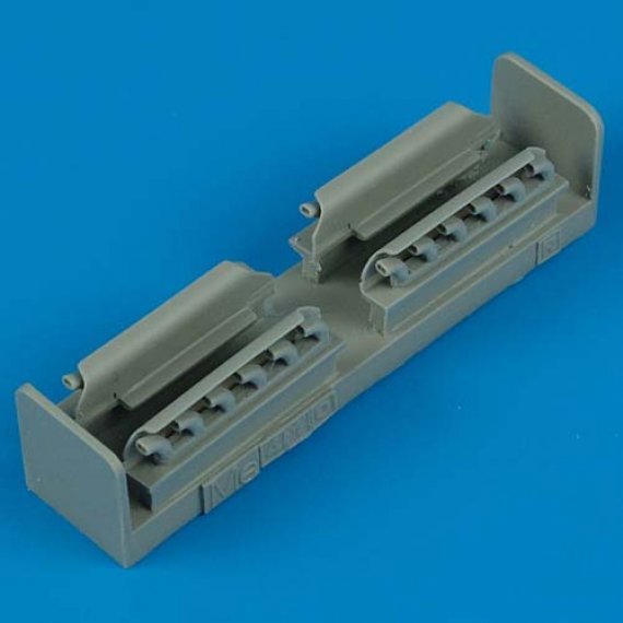 1/48 Me 410 exhaust (REV/MON)