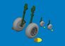 Brassin 1/48 P-40E wheels cross tread for Eduard image 1