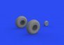 Boeing B-17F Flying Fortress wheels cross tread 1/48 image 1