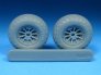 1/48 North-American P-51B/P-51D Mustang Diamond Tread Mainwheels image 2