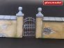 PLUSMODEL 1/35 Set Diorama Mur de Jardin image 1