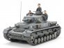 1/35 Pz.Kpfw.IV Ausf.F with figures image 2